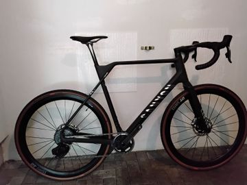 Brugt Canyon Inflite CFR AXS 2024 2024 Road & Gravel — billede 1 af 8