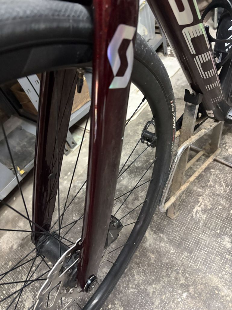 Käytetty Scott Addict 30 2023 2023 Road & Gravel — kuva 10 / 13