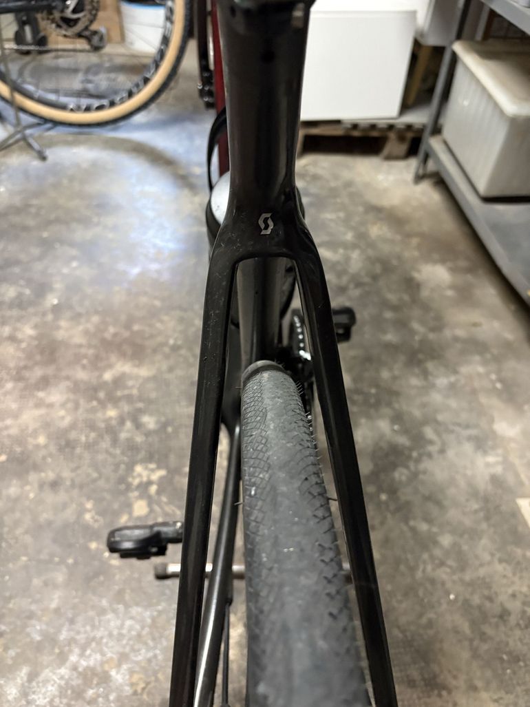 Käytetty Scott Addict 30 2023 2023 Road & Gravel — kuva 8 / 13