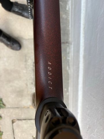 Used Scott Addict 30 2023 2023 Road & Gravel, Black — image 6 of 13