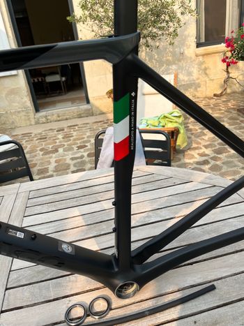 Gebrauchtes Colnago C68 Frameset 2024 Road & Gravel, Schwarz — Bild 3 von 5