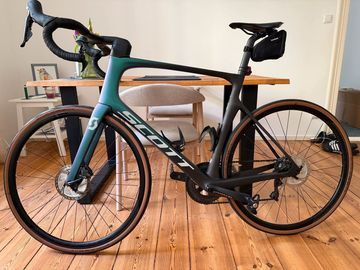 Tweedehands Scott Foil 30 2021 2021 Road & Gravel — afbeelding 2 van 11