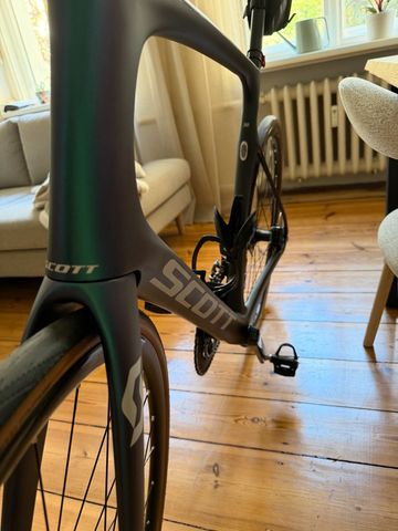 Tweedehands Scott Foil 30 2021 2021 Road & Gravel — afbeelding 9 van 11