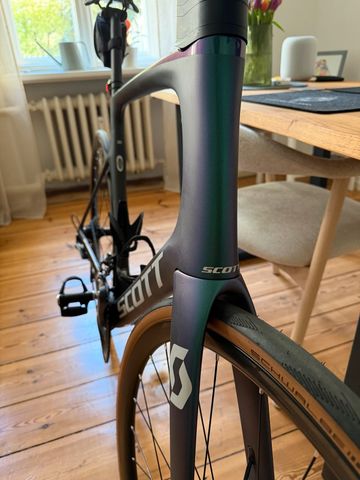 Tweedehands Scott Foil 30 2021 2021 Road & Gravel — afbeelding 8 van 11