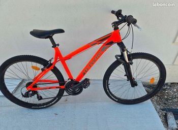 Used B’TWIN Rockrider 500 Kids' 24-Inch Mountain Bike 9-12 Years 2024 2024 Kids & Youth