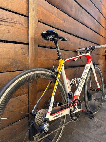 Used Orbea ORCA M10iLTD 2018 2018 Road & Gravel, White — image 2 of 5