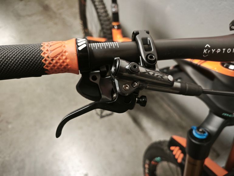 Brugt Mondraker Foxy Carbon RR SL 2020 2020 Mountainbike — billede 12 af 15