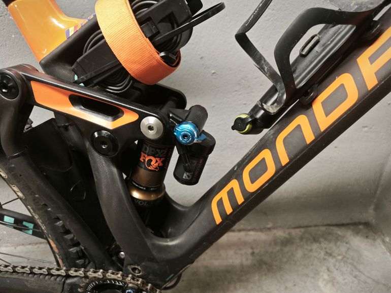 Brugt Mondraker Foxy Carbon RR SL 2020 2020 Mountainbike — billede 10 af 15