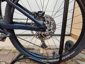 Używany Orbea Rise Other Shimano 2022 Mountainbike — zdjęcie 7 z 8