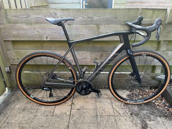 Tweedehands Canyon Grail Shimano 105 2022 Road & Gravel — afbeelding 2 van 16