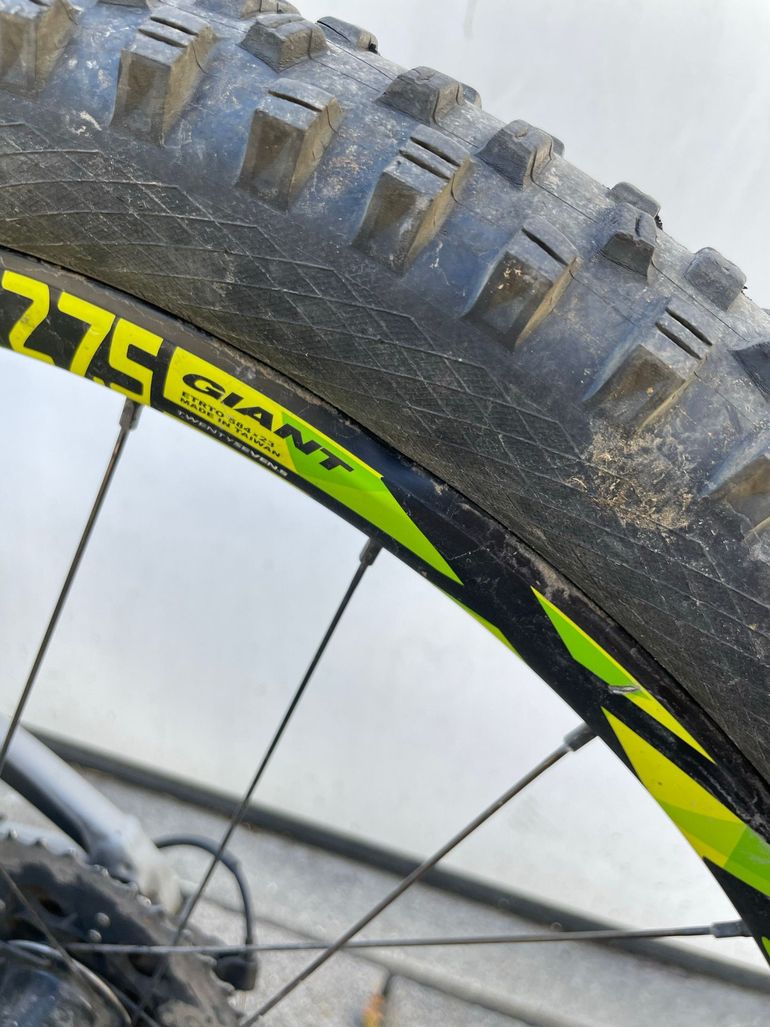 Gebrauchtes Giant Trance Shimano Deore XT 2018 Mountainbike, Hellgrau — Bild 3 von 10