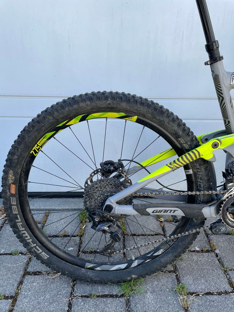 Gebrauchtes Giant Trance Shimano Deore XT 2018 Mountainbike, Hellgrau — Bild 8 von 10