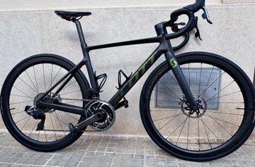 Tweedehands Scott Addict RC SRAM Red eTap AXS 2022 Road & Gravel — afbeelding 2 van 12