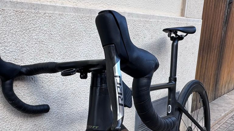 Brugt Scott Addict RC SRAM Red eTap AXS 2022 Road & Gravel — billede 11 af 12
