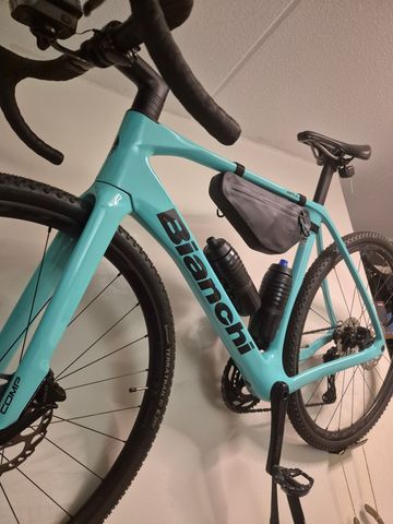 Bianchi Impulso COMP GRX 610 disc 2025 2025 Road & Gravel usato, Verde — immagine 5 di 5