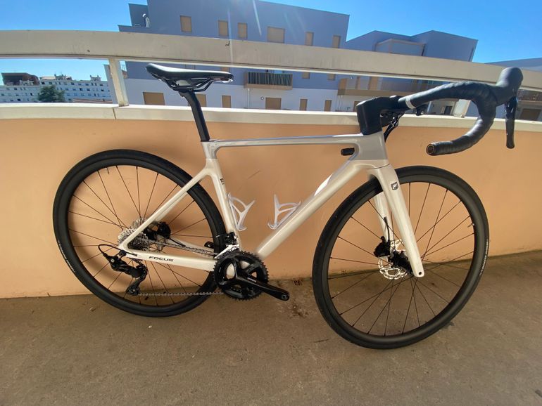 Brugt Focus IZALCO MAX 8.7 2024 2024 Road & Gravel — billede 2 af 8