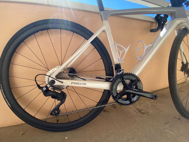 Brugt Focus IZALCO MAX 8.7 2024 2024 Road & Gravel — billede 5 af 8