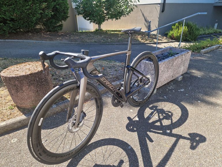 Used Merida REACTO 9000 2027 2027 Road & Gravel, Light Gray — image 2 of 5