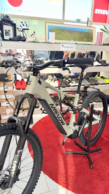 Použité Amflow PR Carbon 2026 2026 Mountainbike — obrázek 14 z 16