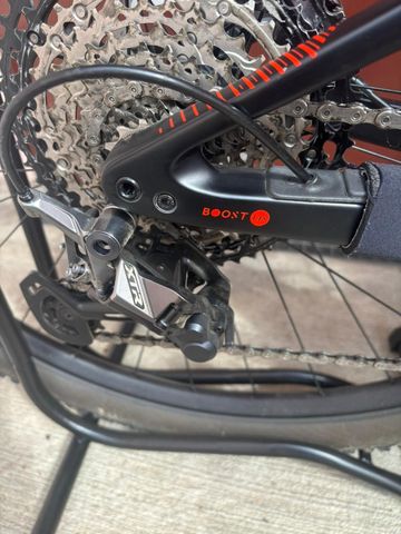 Brugt Orbea OIZ M-TEAM 2020 2020 Mountainbike — billede 3 af 5