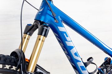 Used Pivot Switchblade Pro 2024 Mountainbike, Blue — image 17 of 19