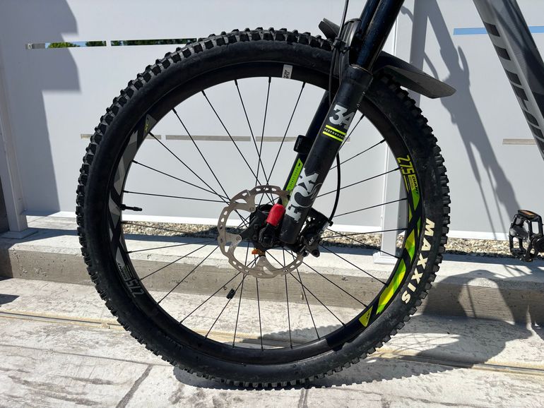 Giant Trance 2 2018 2018 Mountainbike de segunda mano, Gris claro — imagen 7 de 9