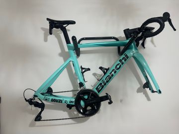 Used Bianchi Oltre Race 105 2025 Frameset 2025 Road & Gravel
