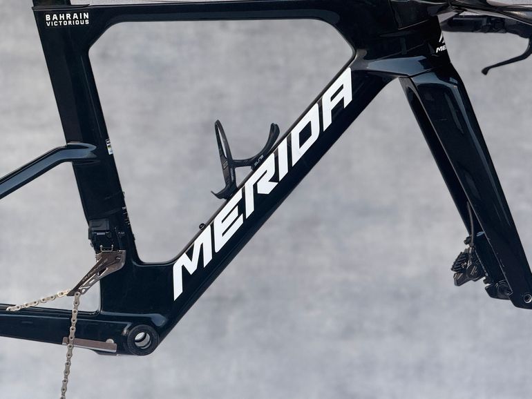 Merida TIME WARP TRI 10K 2025 2025 Road & Gravel usato, Nero — immagine 2 di 18