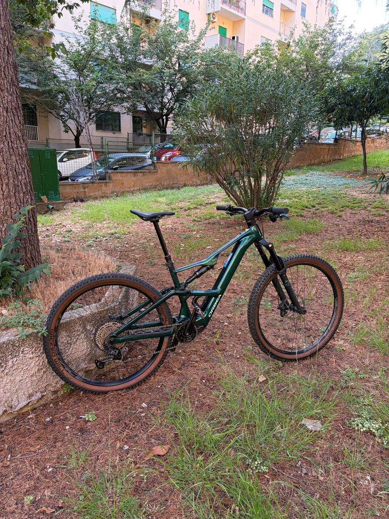 Brugt Orbea Rise Shimano Deore XT 2024 Mountainbike — billede 2 af 4