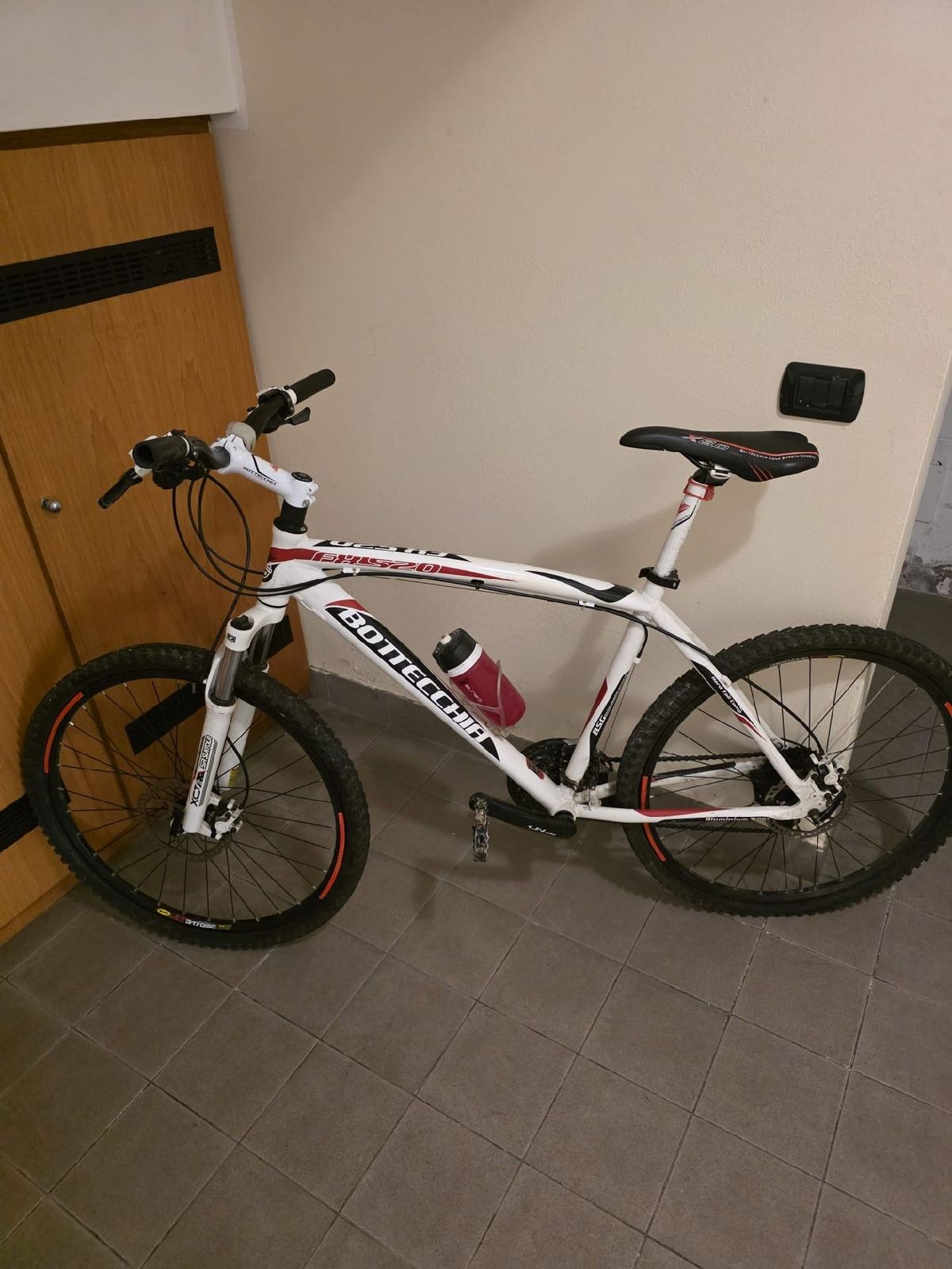 drehmoment fahrradsattel Bamboom RB 490 CL-2 Damenmodell _number_- 40 % CUBE Touring Hybrid 500 Größe:XS/44-48CM