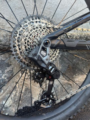 Mondraker SLY RR 2025 2025 Mountainbike de segunda mano, Negro — imagen 9 de 18