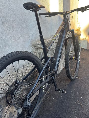 Mondraker SLY RR 2025 2025 Mountainbike de segunda mano, Negro — imagen 4 de 18