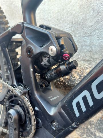Mondraker SLY RR 2025 2025 Mountainbike de segunda mano, Negro — imagen 12 de 18