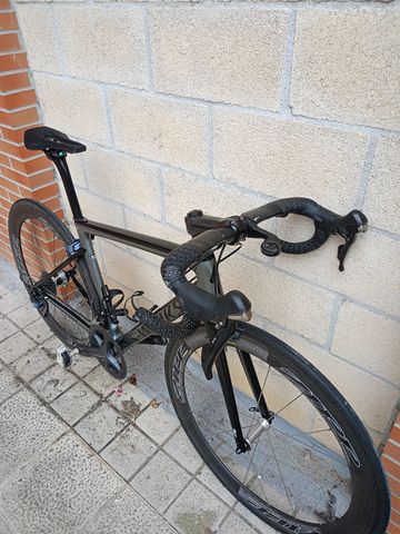 Used Specialized Tarmac Shimano Ultegra 2021 Road & Gravel, Light Gray — image 4 of 10