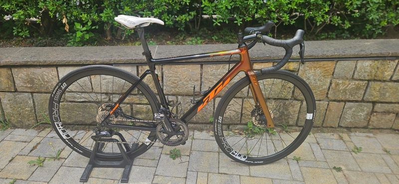Brugt KTM Revelator alto Shimano Dura Ace Di2 2022 Road & Gravel — billede 1 af 16