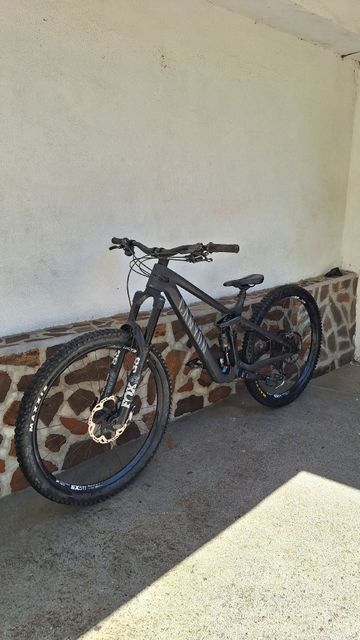 Tweedehands Canyon Strive CFR Underdog 2024 2024 Mountainbike — afbeelding 5 van 6