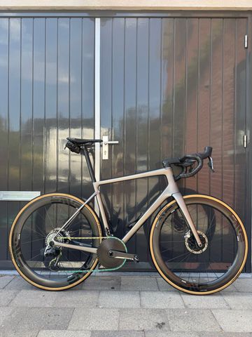 Used Enve Melee 2024 2024 Road & Gravel, Light Gray — image 1 of 10