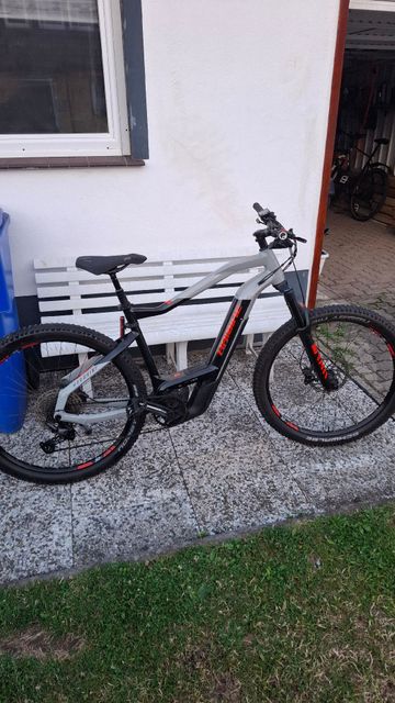 Used Haibike HardNine 9 2021 2021 Mountainbike, Light Gray, 29 — image 2 of 12