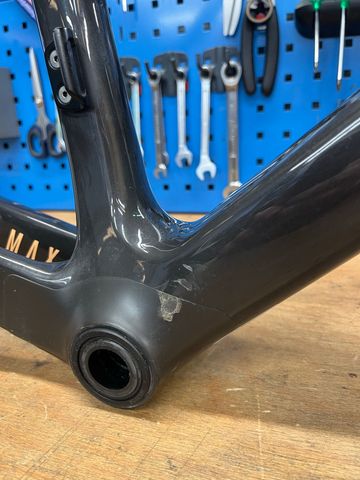 Focus IZALCO MAX 9.9 2024 Frameset 2024 Road & Gravel de segunda mano, Negro — imagen 8 de 10