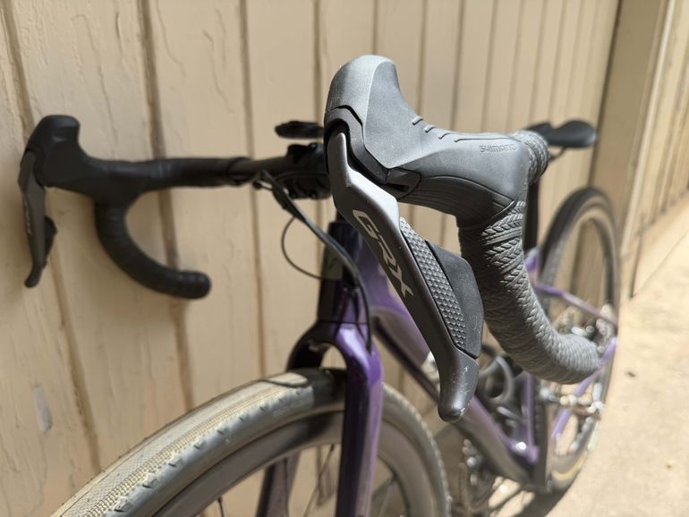 Used Liv Devote, Advanced Pro 2022 2022 Road & Gravel, Purple — image 4 of 7