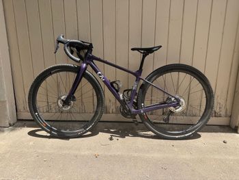 Used Liv Devote, Advanced Pro 2022 2022 Road & Gravel, Purple — image 2 of 7