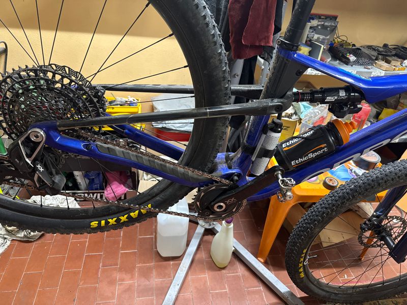Used Orbea OIZ M LTD 2025 Frameset 2025 Mountainbike, Blue, 29 — image 1 of 5