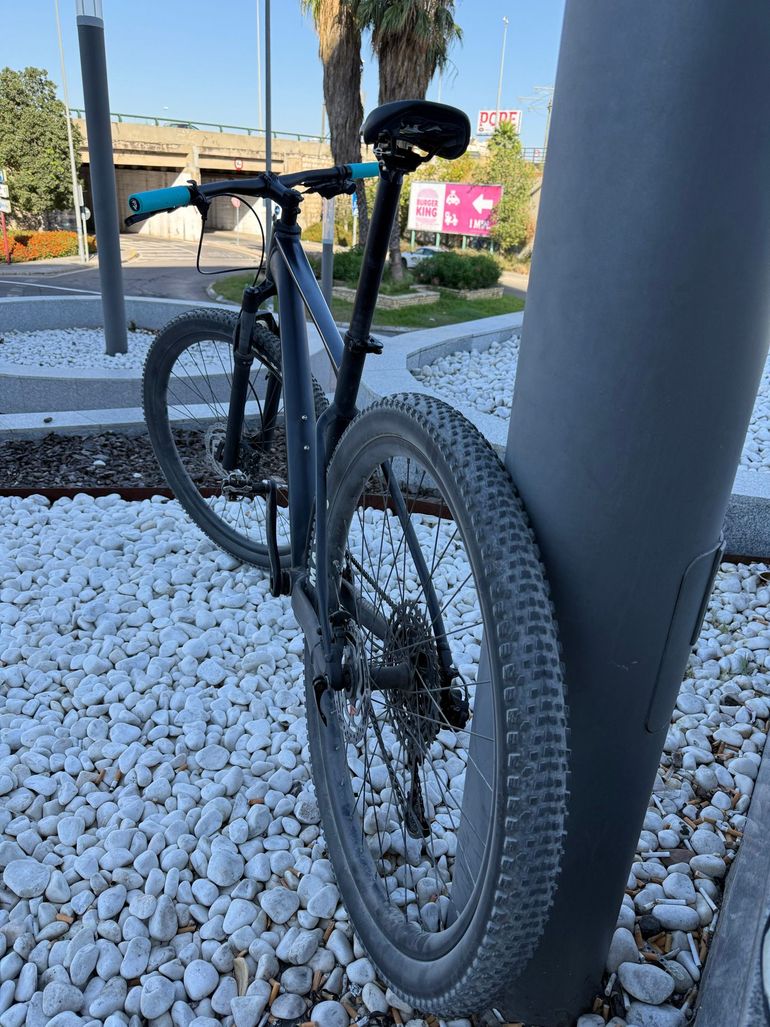 Used Scott Scale Other SRAM 2024 Mountainbike, Black — image 2 of 3