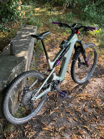 Used Canyon Strive:ON CFR 2023 2023 Mountainbike, Green, 29, 27.5 — image 6 of 9