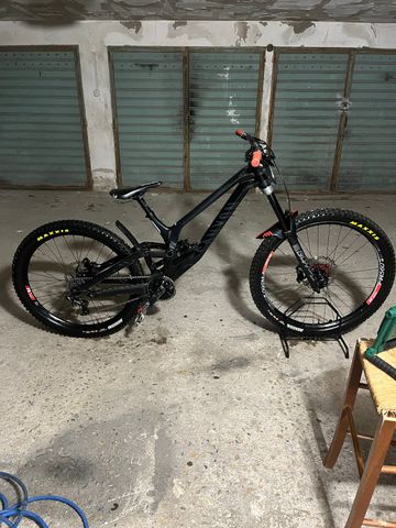 Used Canyon Sender CFR 2021 2021 Mountainbike, Black, 29, 27.5 — image 3 of 4