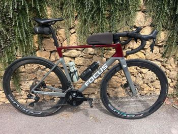 Gebrauchtes Focus IZALCO MAX 8.9 2024 2024 Road & Gravel