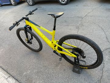 Used Scott Spark RC Comp 2023 2023 Mountainbike, Black, 29 — image 7 of 12