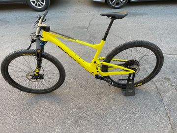 Used Scott Spark RC Comp 2023 2023 Mountainbike, Black, 29 — image 8 of 12