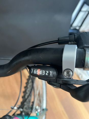 Used Specialized Hardrock Shimano Altus 1993 Mountainbike, Green — image 8 of 11