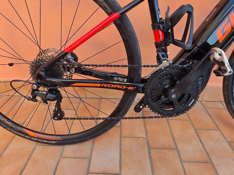 Gebrauchtes Giant Custom Shimano 105 Di2 2018 Road & Gravel, Schwarz — Bild 3 von 7